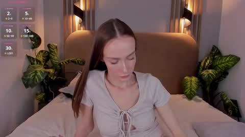 Snapshot of _k2__ chatting on November 12, 7:31 am Kira online show from November 12, 7:31 am