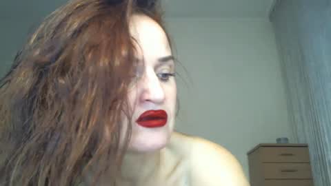 Snapshot of _kapelka_ chatting on December 30, 5:26 am KAPELKA online show from December 30, 5:26 am