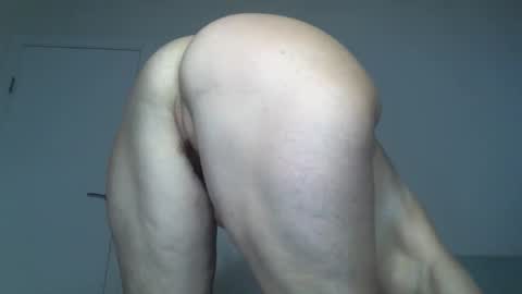 Snapshot of _kapelka_ chatting on October 8, 3:04 am KAPELKA online show from October 8, 3:04 am