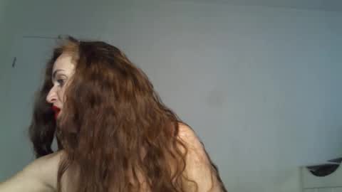 KAPELKA   online show from February 16, 10:55 am