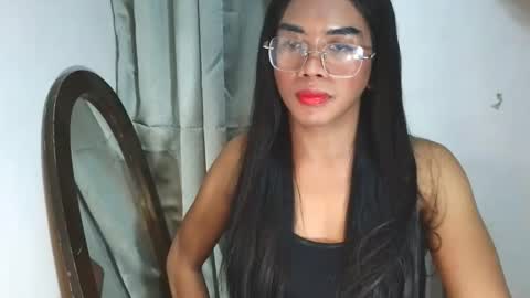 Snapshot of _karie_ chatting on October 8, 5:21 pm _karie_ online show from October 8, 5:21 pm