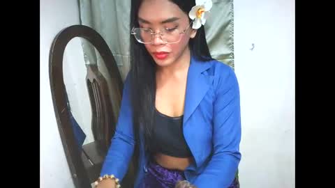 Snapshot of _karie_ chatting on October 14, 1:34 pm _karie_ online show from October 14, 1:34 pm