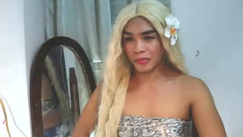 Snapshot of _karie_ chatting on October 17, 4:20 pm _karie_ online show from October 17, 4:20 pm