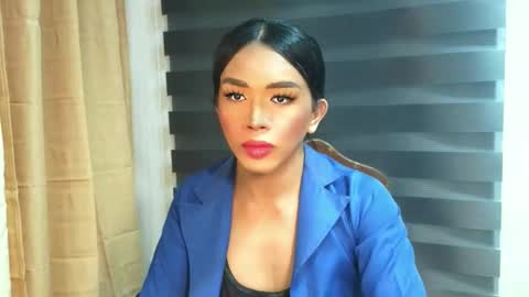 _karie_ online show from November 7, 5:40 am