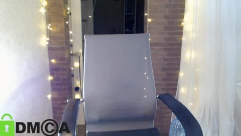 Snapshot of _karolina chatting on May 22, 5:40 pm karolina online show from May 22, 5:40 pm