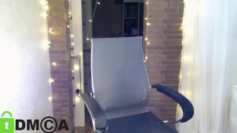 Snapshot of _karolina chatting on May 31, 6:09 pm karolina online show from May 31, 6:09 pm