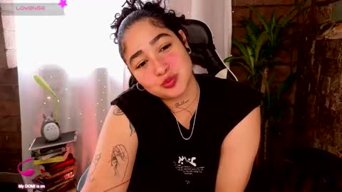 Snapshot of _kat_1 chatting on September 19, 7:14 pm online show from September 19, 7:14 pm