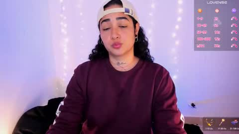     online show from March 6, 10:56 am