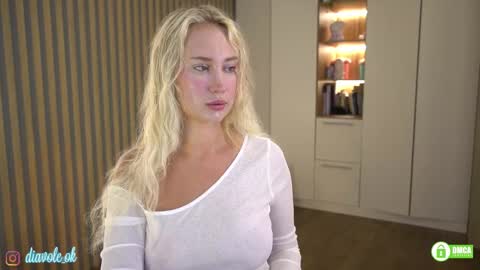 Snapshot of _kateline_ chatting on September 9, 10:15 am Kate online show from September 9, 10:15 am