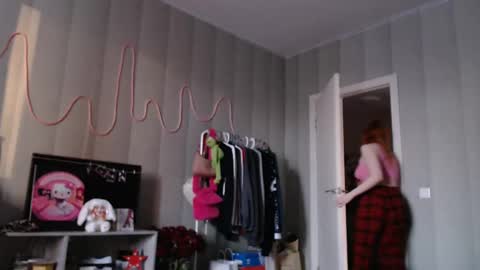 Snapshot of _katemiller_ chatting on January 14, 9:45 am katemiller online show from January 14, 9:45 am