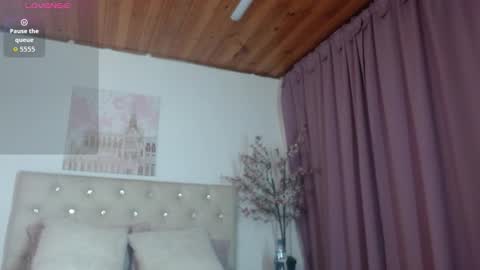 Snapshot of _kathya_spinelli_ chatting on October 31, 11:22 am kathy online show from October 31, 11:22 am