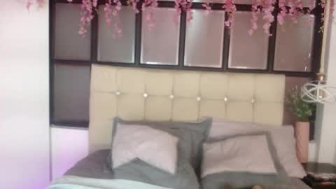 Snapshot of _kathya_spinelli_ chatting on December 1, 2:00 pm kathy online show from December 1, 2:00 pm