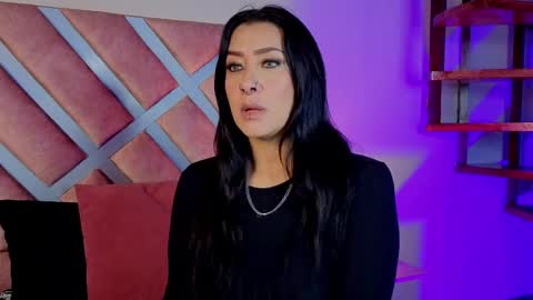 kelly online show from April 13, 12:21 pm