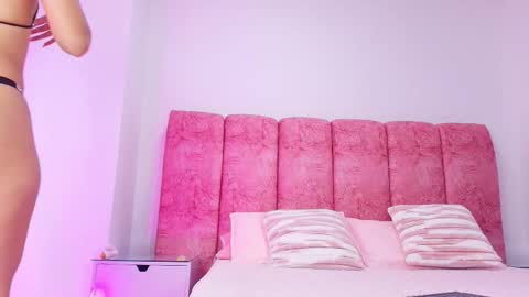 Kendall online show from November 24, 12:05 pm