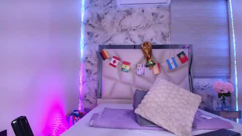 Snapshot of _kendall_07 chatting on July 10, 3:11 am Kendall online show from July 10, 3:11 am