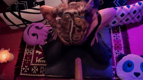 Snapshot of _kimikatt__ chatting on January 12, 7:53 am  Kendall online show from January 12, 7:53 am