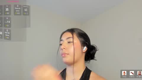 _kimtorres_ online show from March 7, 1:13 am