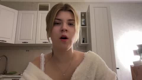 Molly   Emily online show from March 3, 11:43 pm