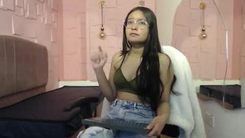 Snapshot of _kita chatting on October 2, 2:24 pm Jalina online show from October 2, 2:24 pm