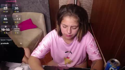 _kitten_1 online show from March 17, 9:45 am