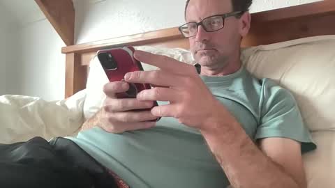 Kiwi online show from February 1, 7:56 pm