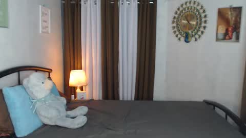 Kylie online show from March 6, 8:41 am