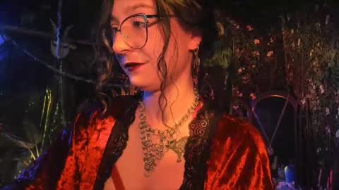 Snapshot of _lady_luna_ chatting on February 15, 11:12 pm Lady Luna online show from February 15, 11:12 pm