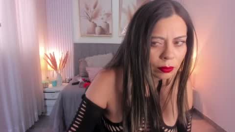 paulina  online show from July 16, 6:58 pm