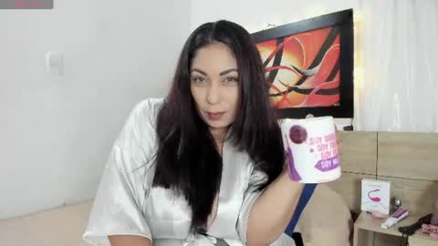 Lauralove online show from July 24, 9:46 pm