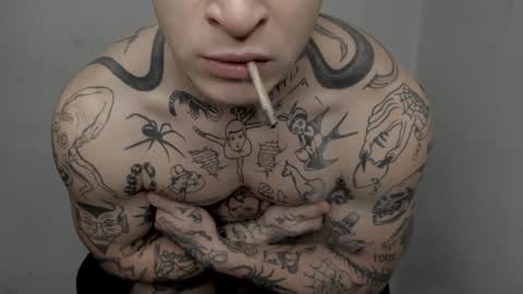 Layne online show from December 13, 10:41 am