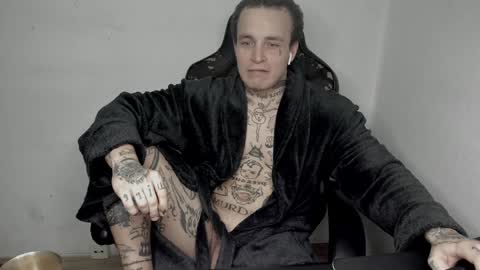 Layne online show from December 13, 1:55 pm