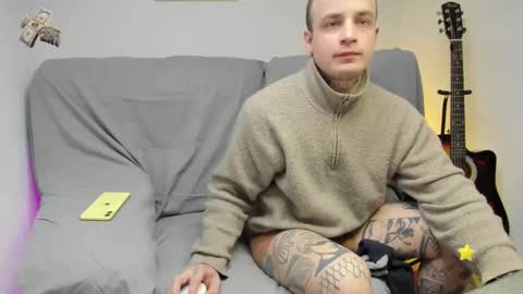 Layne online show from February 11, 10:09 am