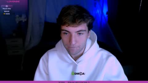 Snapshot of _leo_lust chatting on November 15, 8:27 pm _leo_lust online show from November 15, 8:27 pm