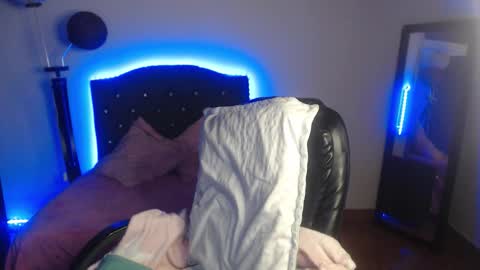 Snapshot of _lia_baby chatting on September 17, 1:24 pm Lia online show from September 17, 1:24 pm