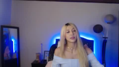 Snapshot of _lia_baby chatting on September 24, 2:09 pm Lia online show from September 24, 2:09 pm