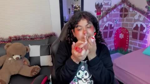 Liily online show from December 16, 4:17 am