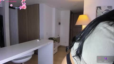 Snapshot of _lina7 chatting on February 26, 4:44 am Lina. online show from February 26, 4:44 am