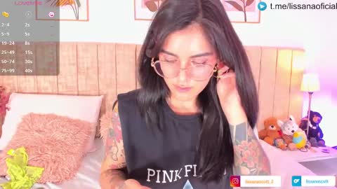 Snapshot of _lissana_scott chatting on January 6, 10:58 pm Lissana online show from January 6, 10:58 pm