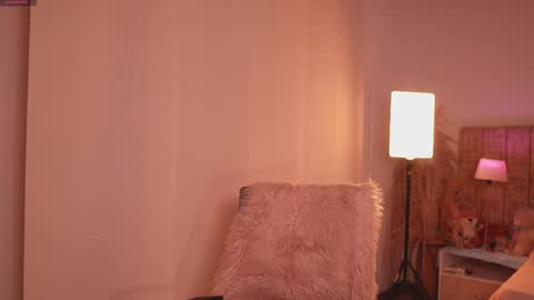 Lissana online show from December 20, 9:22 pm