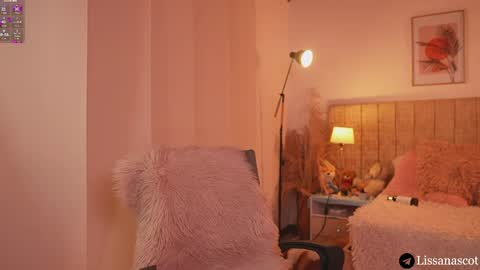 Lissana online show from April 19, 9:50 pm