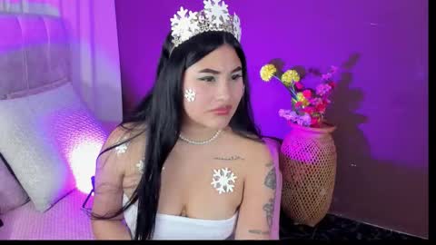 Ivy 3 online show from December 4, 7:44 pm