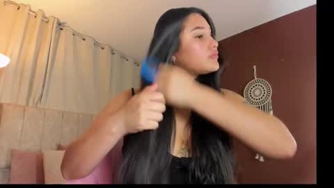 Ivy 3 online show from January 6, 9:18 pm