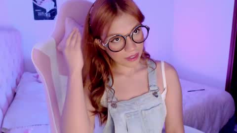 Sofia 3 online show from March 7, 1:09 am