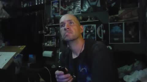 That guy online show from February 11, 7:35 am