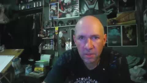 That guy online show from April 3, 6:06 pm