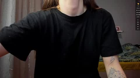 _lorra online show from February 21, 3:54 pm