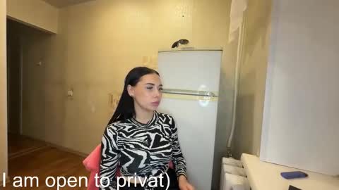 Snapshot of _lovelycurves_ chatting on October 9, 1:53 pm Mary online show from October 9, 1:53 pm