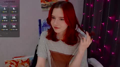 Snapshot of _lovelylu_ chatting on October 4, 7:01 pm Lu online show from October 4, 7:01 pm