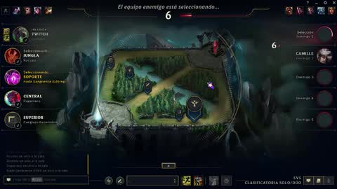 Queen.  Help me reach 100 thumbs up  online show from November 19, 12:54 am