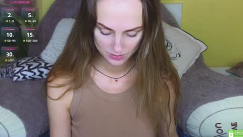 Snapshot of _lullaby_ chatting on January 27, 4:01 pm Lullaby online show from January 27, 4:01 pm